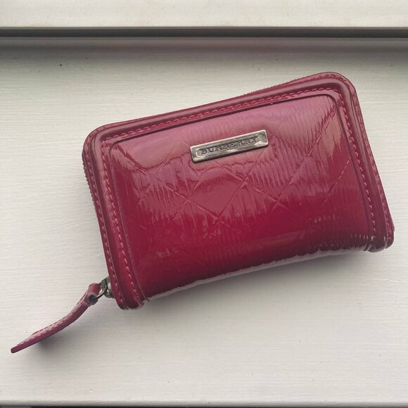 BURBERRY AUTHENTIC Vintage Wallet in Hot Pink - Picture 1 of 6